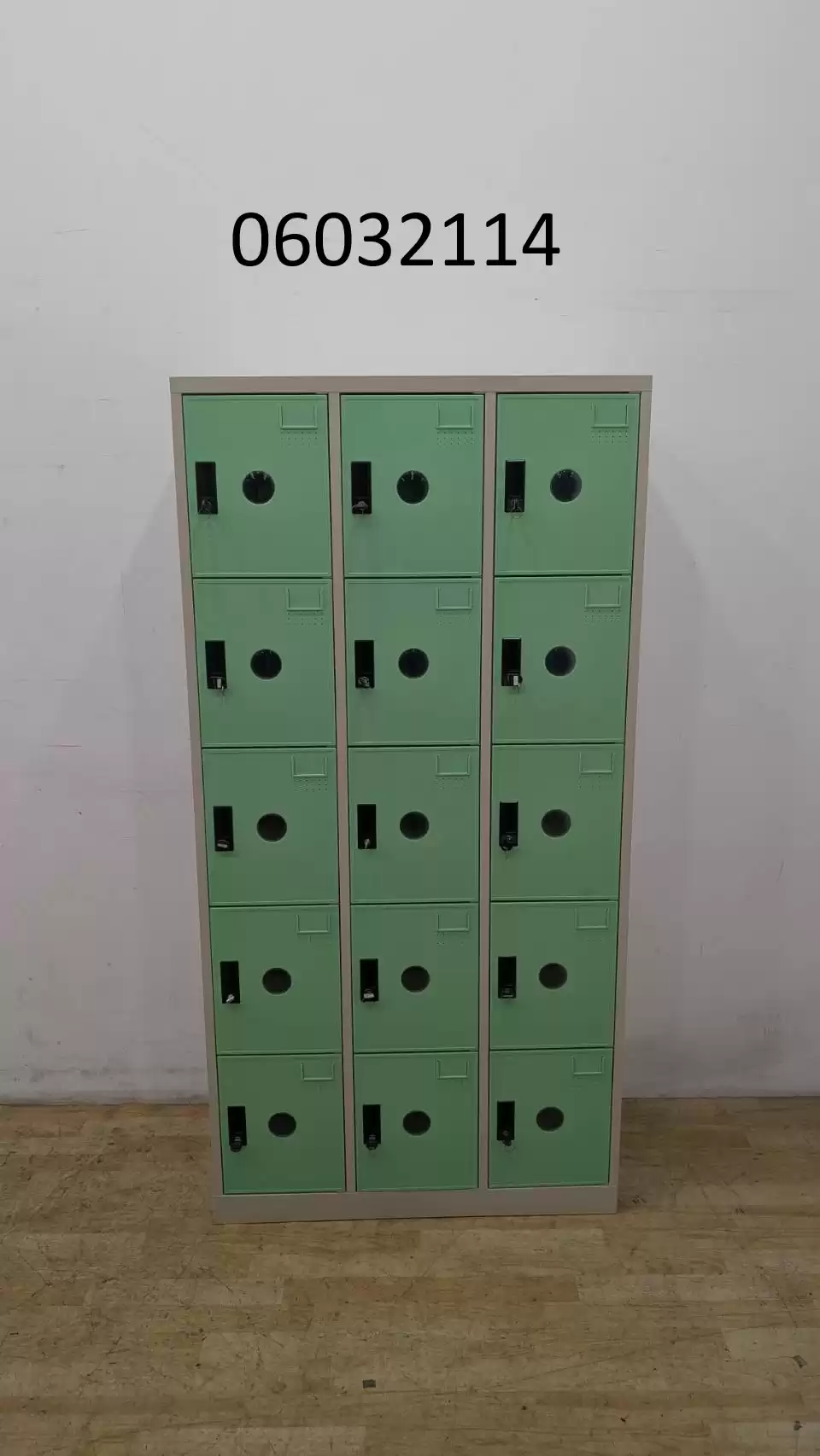 【弘旺二手家具生活館】二手/中古 15格置物櫃 員工置物櫃 收納櫃 置物櫃-各式新舊/二手家具 生活家電買賣